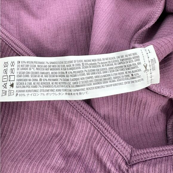 Forever 21‎ Seamless Scoop Neck Long Sleeve Active Crop Top Med - Picture 5 of 7